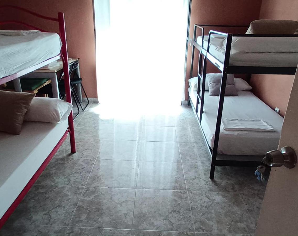 La Maestranza Apartment Rooms Sevilla Eksteriør bilde