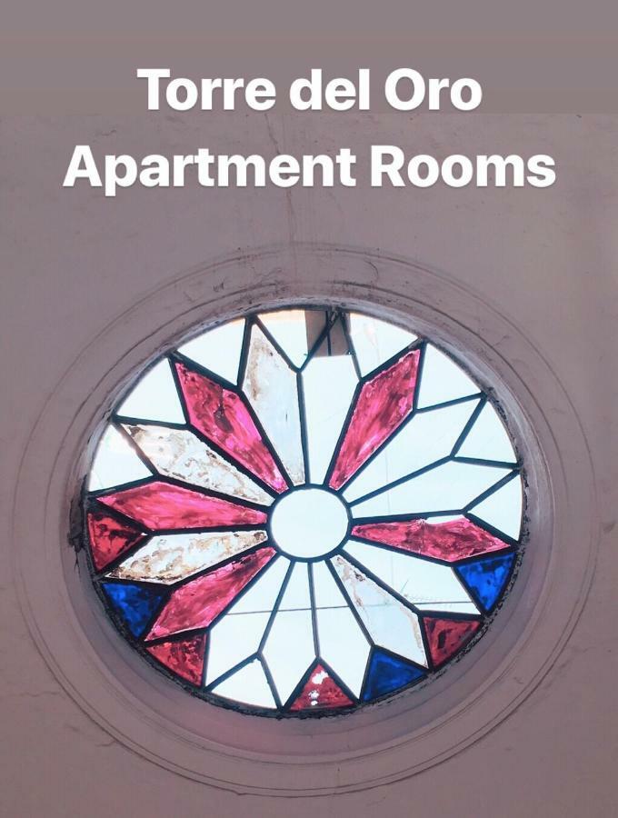 La Maestranza Apartment Rooms Sevilla Eksteriør bilde